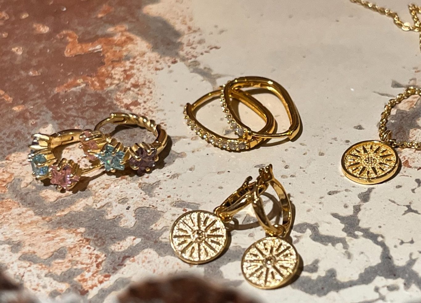 VIVAZ Ohrringe in Gold